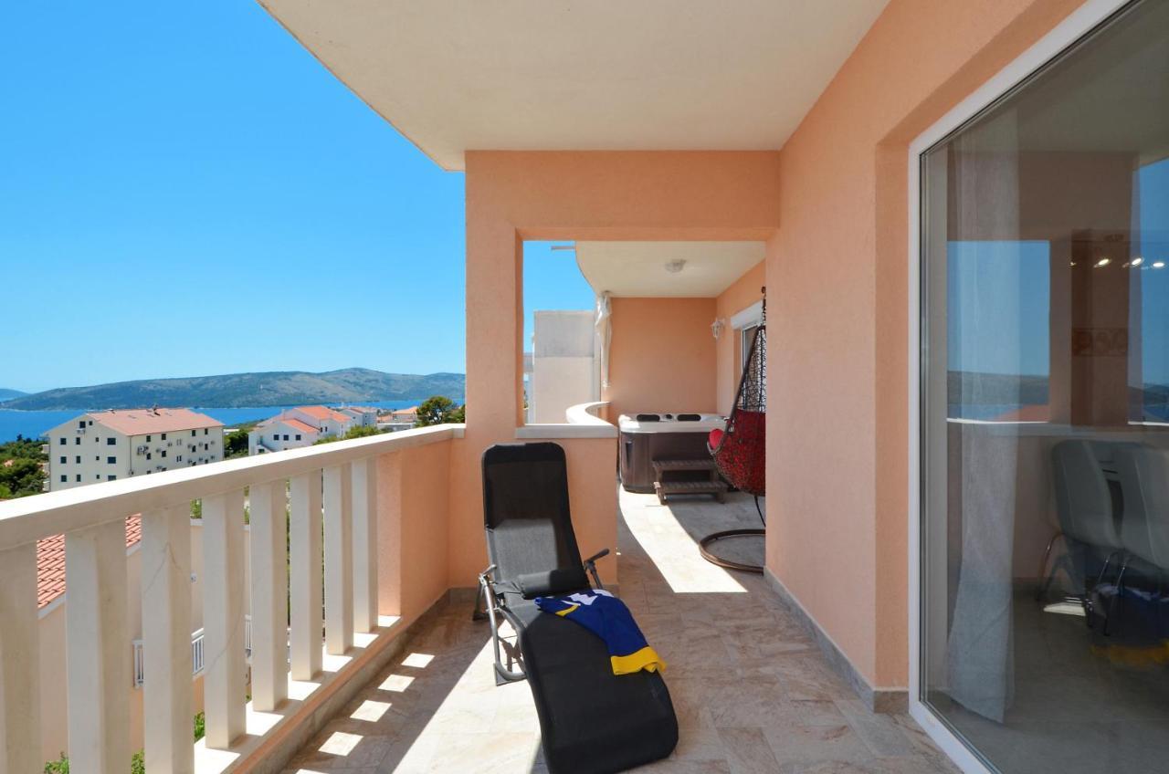 Apartment Elza Trogir Buitenkant foto