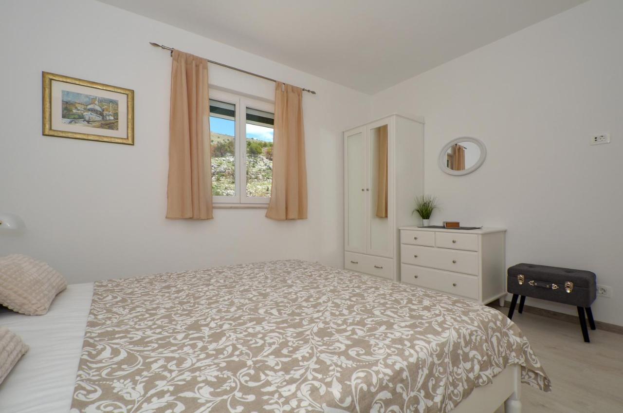 Apartment Elza Trogir Buitenkant foto